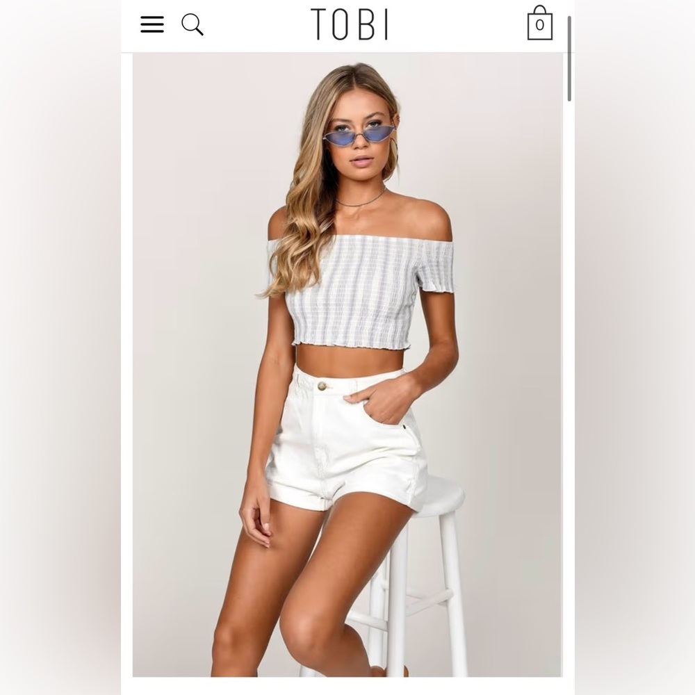 NWT Tobi STRAIGHT TO YOU CROP TOP - BLUE
MULTI - Size L